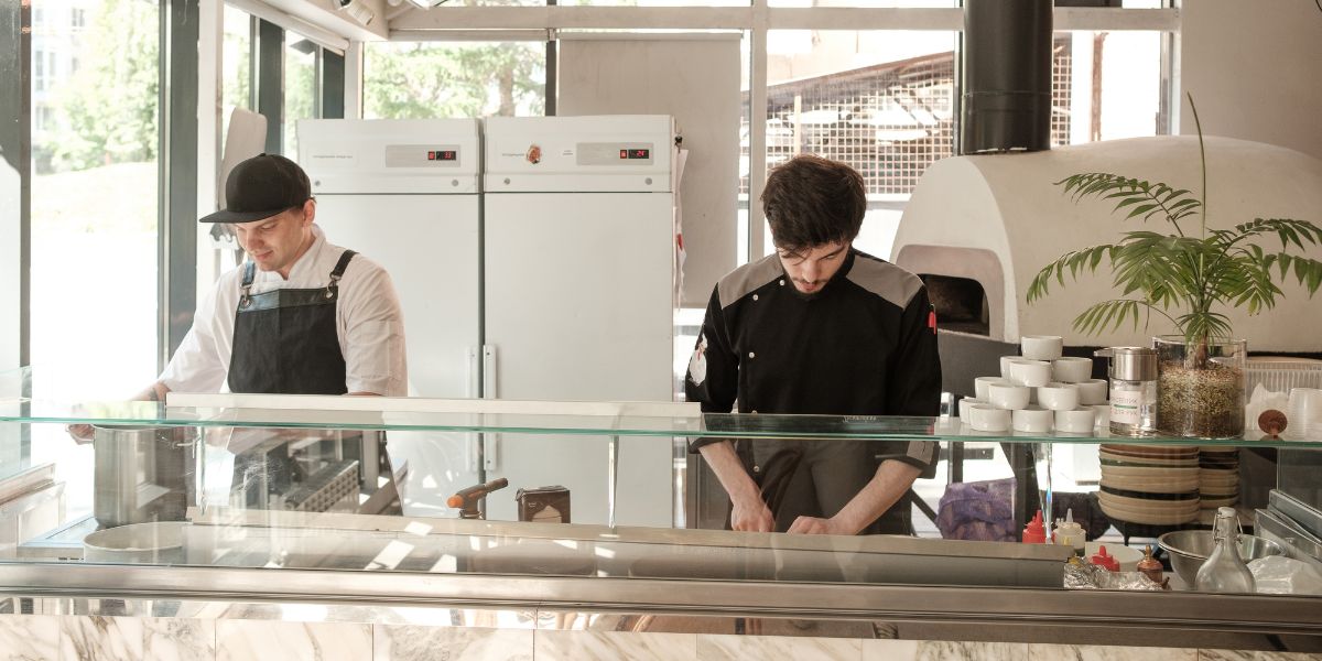 por que es importante desinfectar la cocina de un restaurante